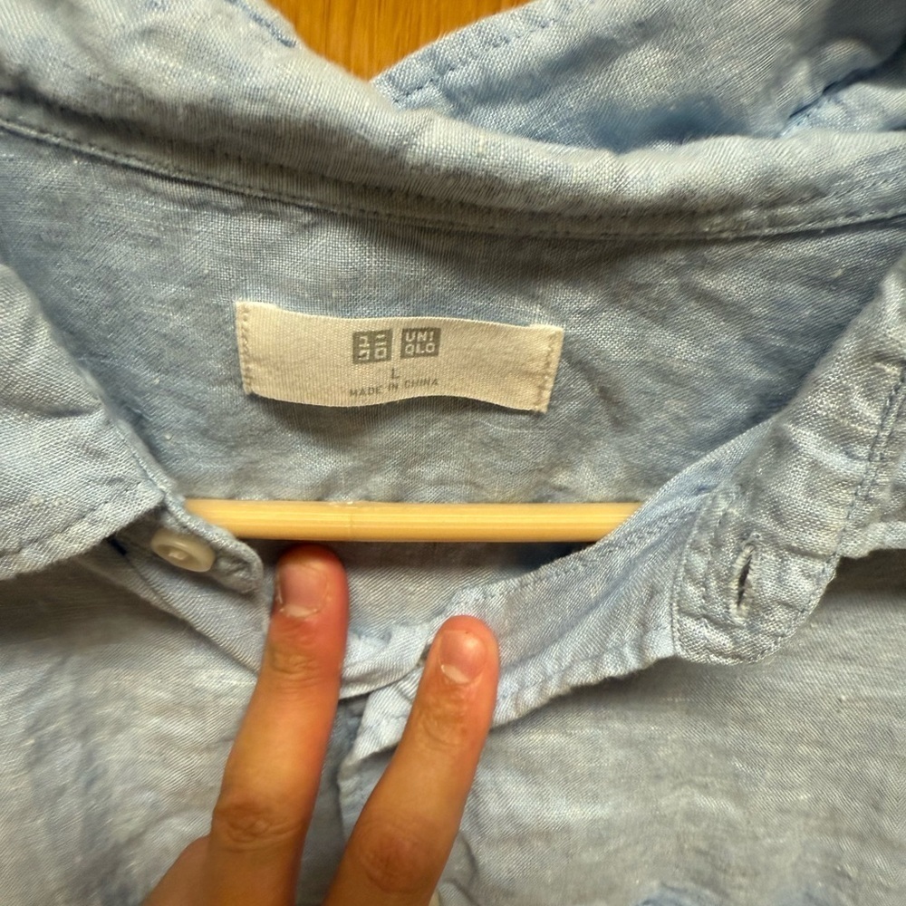 UNIQLO 100% Linen Light Blue Button Down Long Sleeve Shirt W/Front Pocket Sz L - Picture 4 of 8